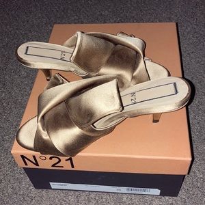 No21 Satin Raso knot Kitten Heel Mule Sandal (Sz5)